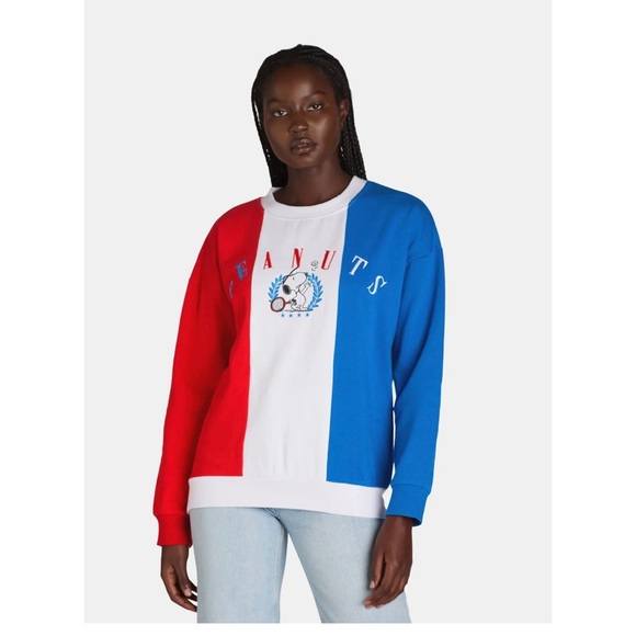 Peanuts Snoopy Sweater - Picture 4 of 5